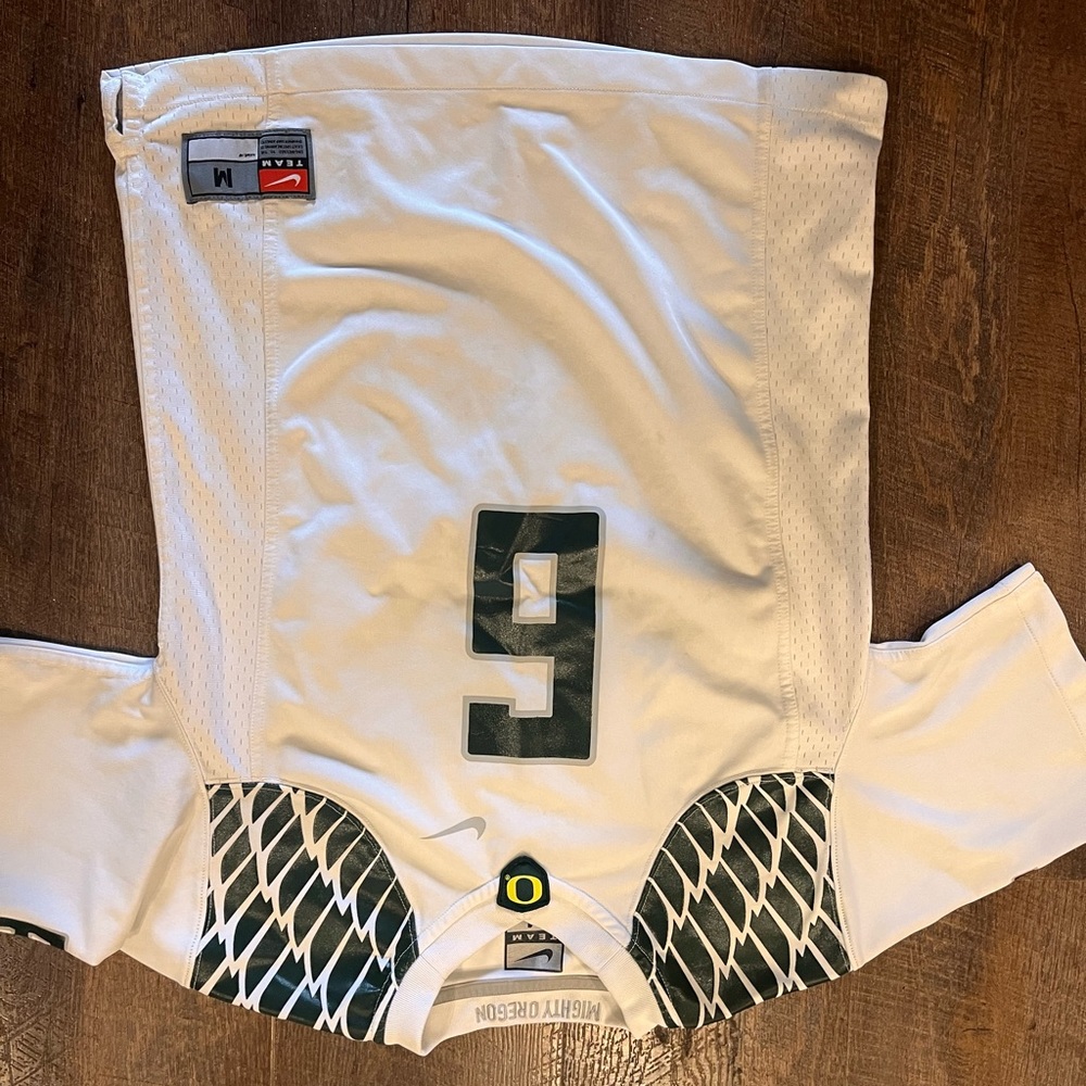 Number 6 the University of Oregon